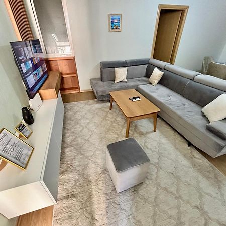 Edi'S Apartament Tirana Zewnętrze zdjęcie
