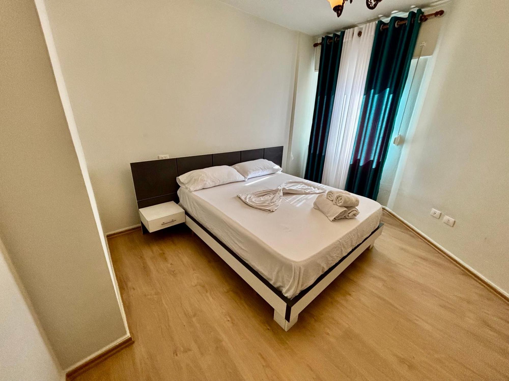 Edi'S Apartament Tirana Zewnętrze zdjęcie