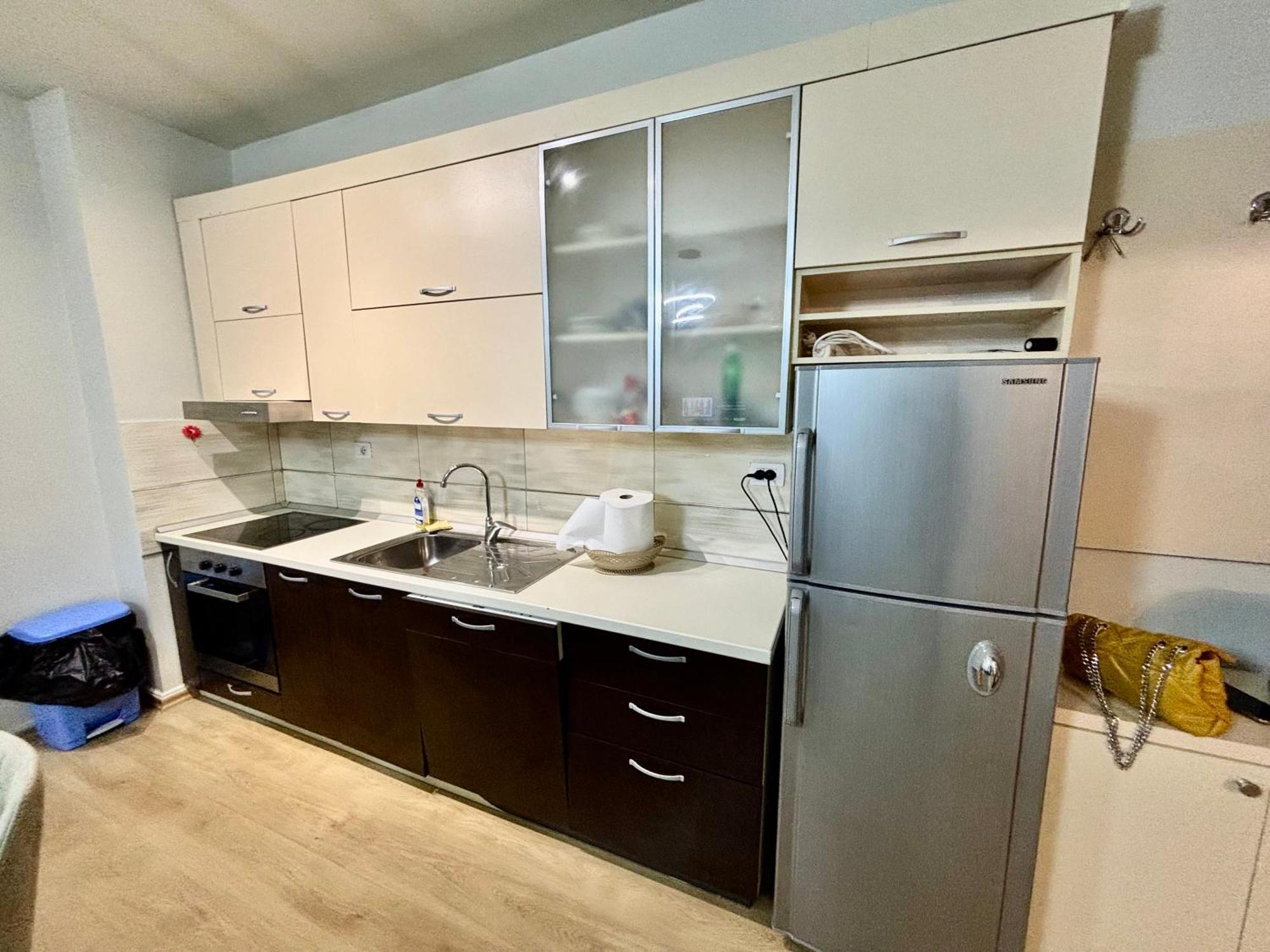 Edi'S Apartament Tirana Zewnętrze zdjęcie
